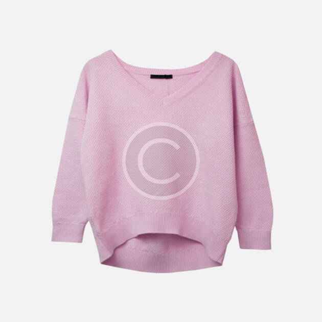 Loose fit pullover